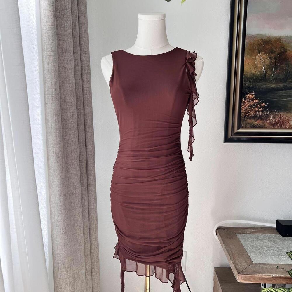 Oh Polly Ruched Brown Mini Dress – Size 6 (Fits Like 4) NWT - Picture 2 of 8